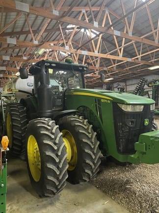 2016 John Deere 8370R Equipment Image0