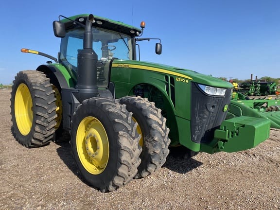 Main image John Deere 8370R