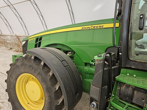 Image of John Deere 8370R equipment image 3