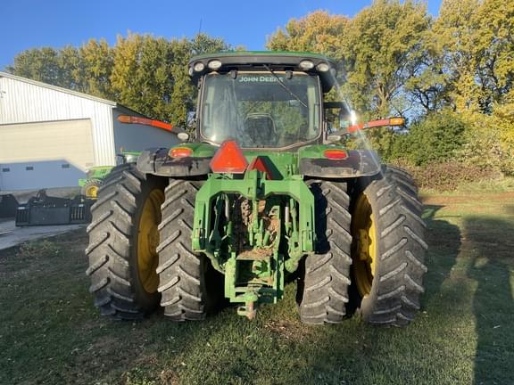 Image of John Deere 8370R equipment image 4