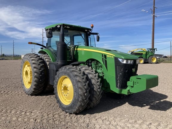 Main image John Deere 8370R