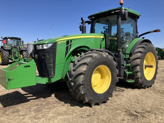 2016 John Deere 8370R Equipment Image0
