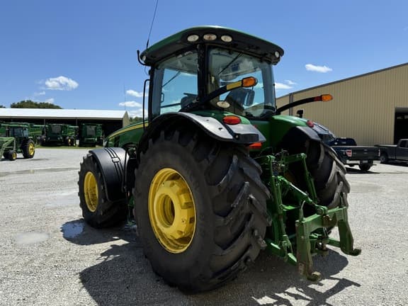 Image of John Deere 8370R equipment image 4