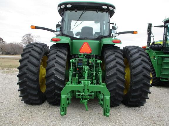 Image of John Deere 8370R equipment image 3