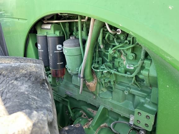 Image of John Deere 8370R equipment image 3