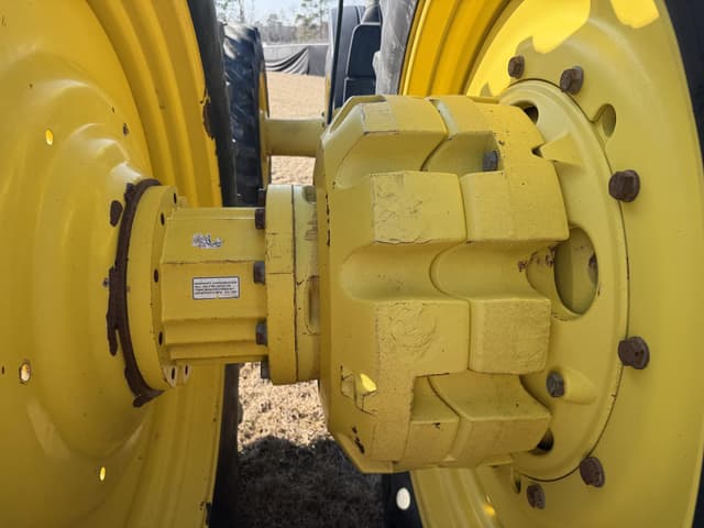 Image of John Deere 8370R equipment image 3