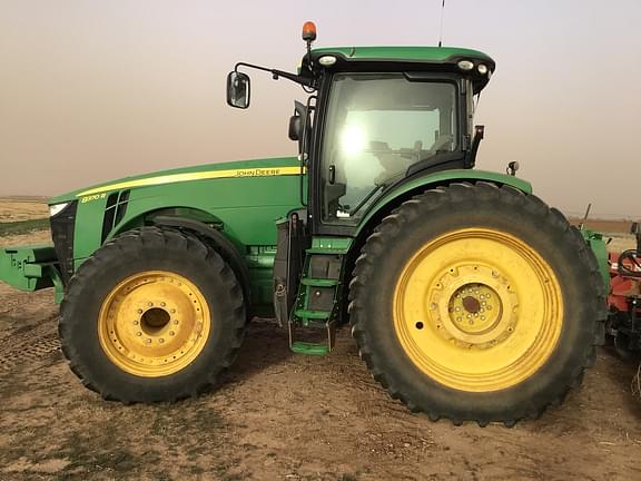 Image of John Deere 8370R Primary image