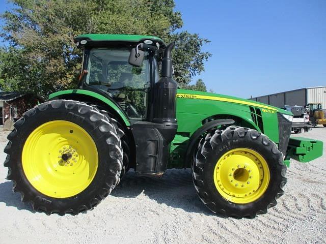 Image of John Deere 8370R equipment image 3