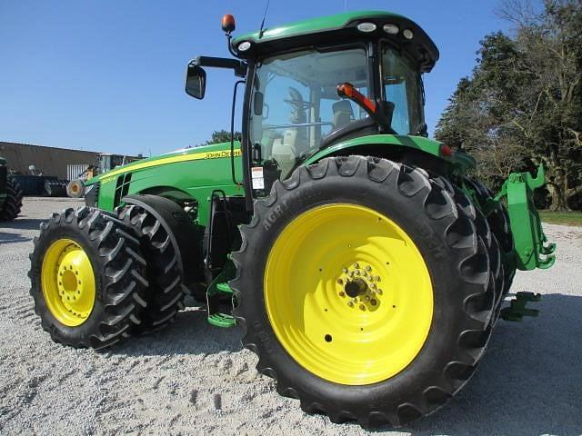 Image of John Deere 8370R equipment image 4