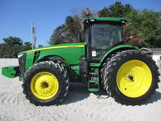 Image of John Deere 8370R equipment image 2