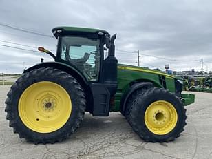 Main image John Deere 8370R 4