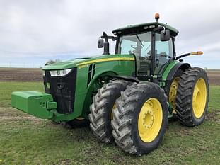 2016 John Deere 8370R Equipment Image0