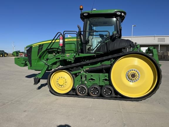 Image of John Deere 8370RT equipment image 3