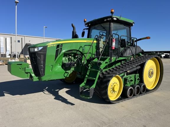 Image of John Deere 8370RT equipment image 1