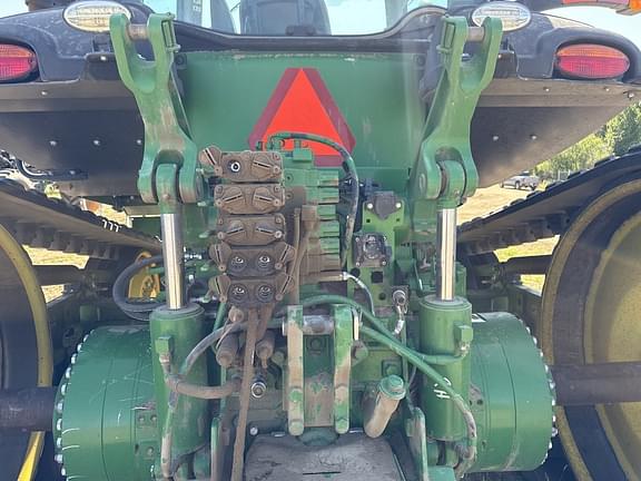 Image of John Deere 8370RT equipment image 2