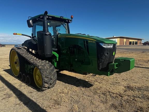 Image of John Deere 8370RT equipment image 1