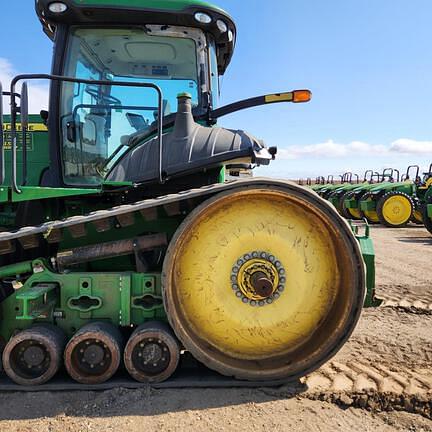 Image of John Deere 8370RT equipment image 3
