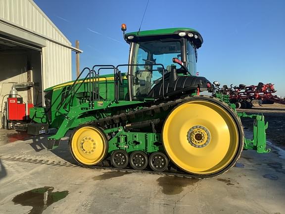 Image of John Deere 8370RT equipment image 1