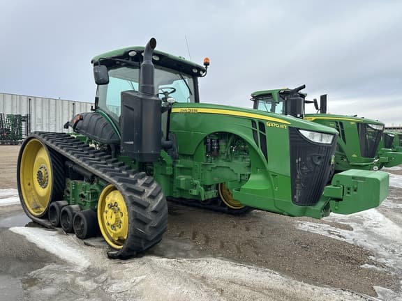 Image of John Deere 8370RT equipment image 1