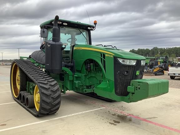 Image of John Deere 8370RT equipment image 4