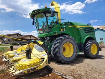 Main image John Deere 8400