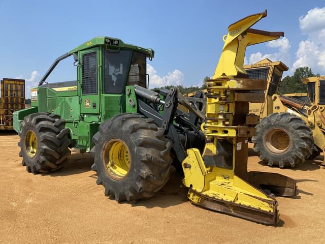 Image of John Deere 843L equipment image 3