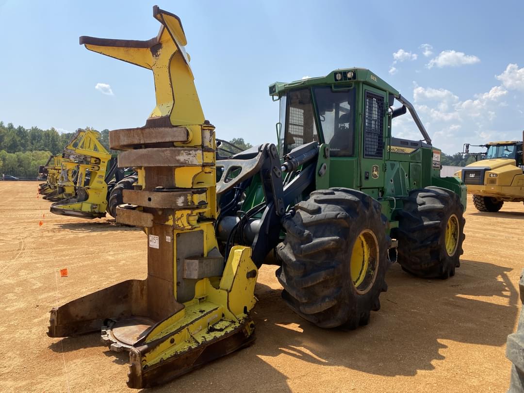 Image of John Deere 843L Primary image