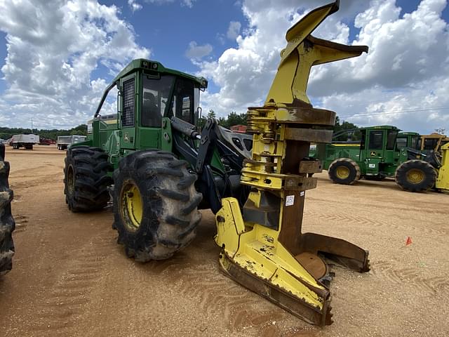 Image of John Deere 843L equipment image 3