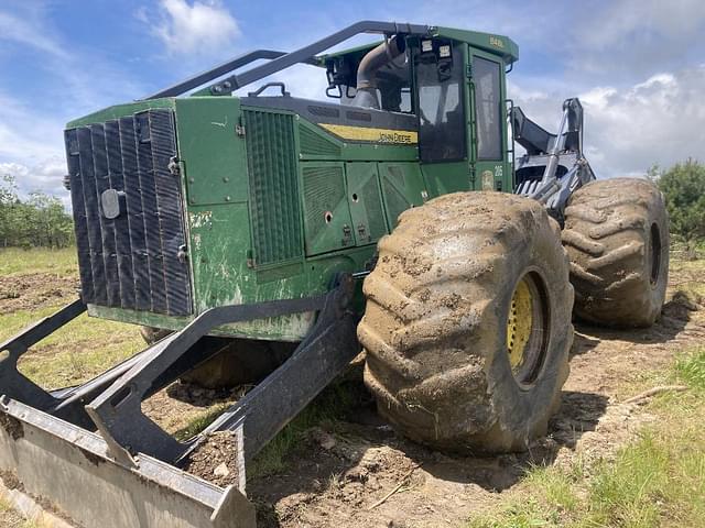 Image of John Deere 848L equipment image 3