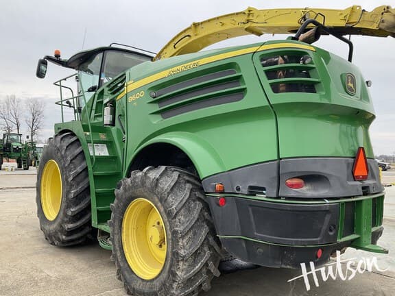 Image of John Deere 8600 equipment image 3