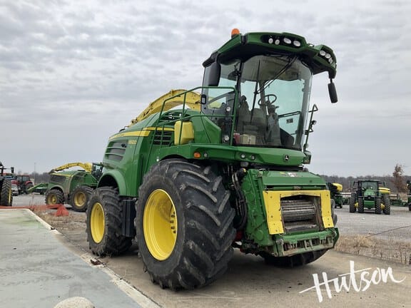 2016 John Deere 8600 Equipment Image0