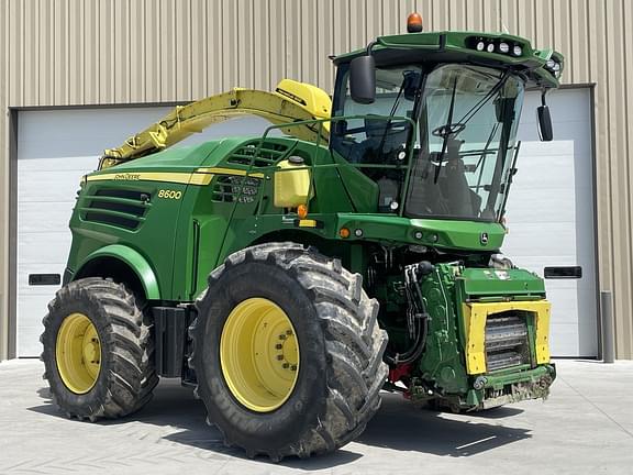 Image of John Deere 8600 Primary image