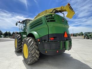 Main image John Deere 8600 6