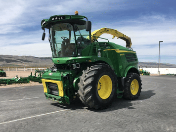 Main image John Deere 8600