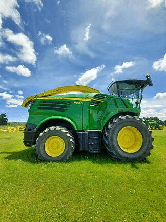 Main image John Deere 8600