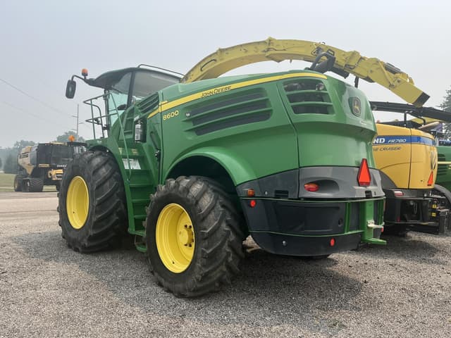 Image of John Deere 8600 equipment image 3
