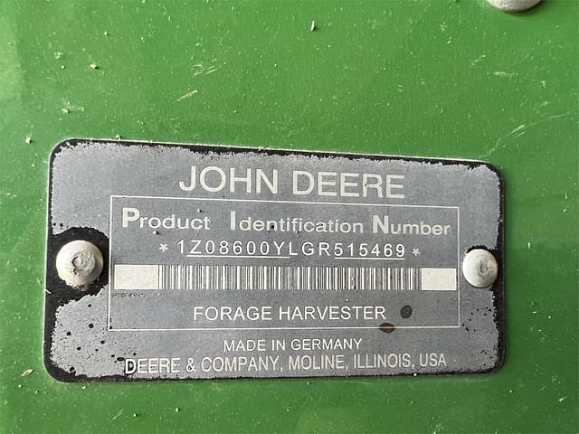 Image of John Deere 8600 equipment image 1