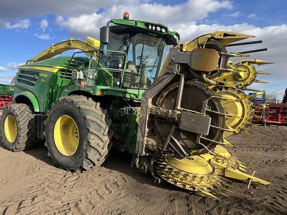 Image of John Deere 8700i equipment image 2