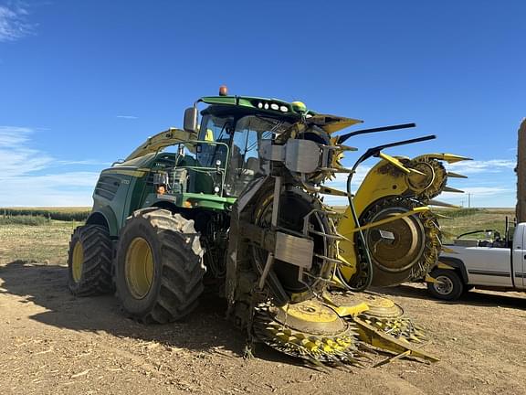 Image of John Deere 8700i equipment image 1