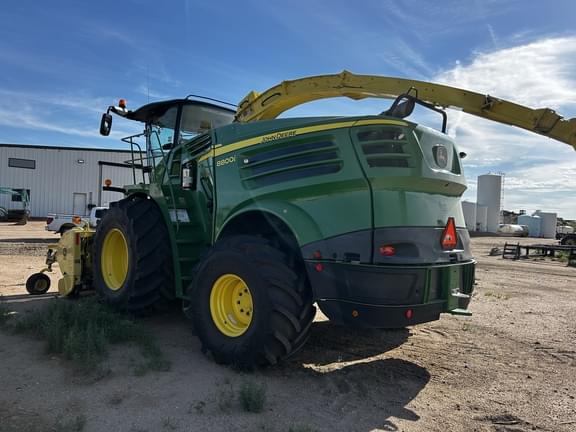 Image of John Deere 8800i equipment image 1