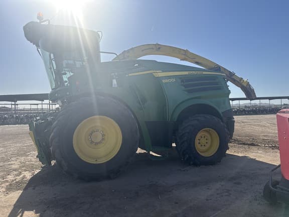 Image of John Deere 8800i equipment image 1