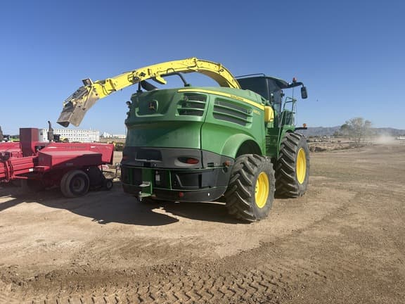 Image of John Deere 8800i equipment image 4