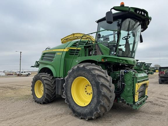 Image of John Deere 8800 equipment image 3