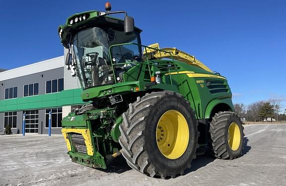 Image of John Deere 8800 equipment image 2