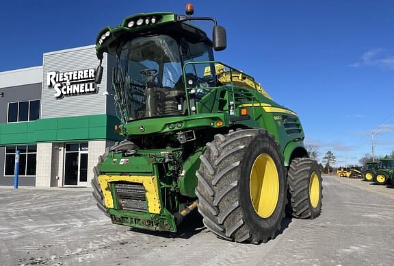 Image of John Deere 8800 Primary image