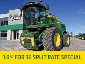 2016 John Deere 8800i Image