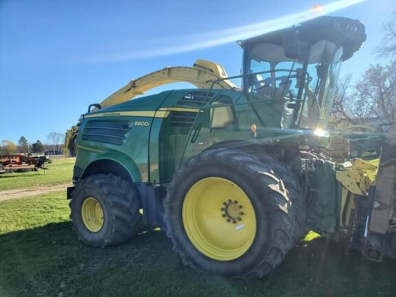 Image of John Deere 8800i equipment image 3