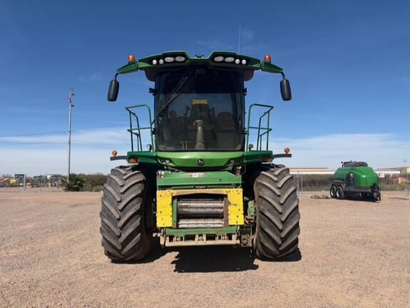 2016 John Deere 8800 Equipment Image0