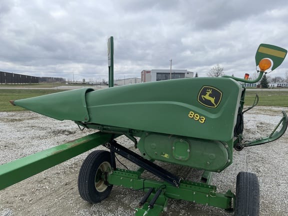 Main image John Deere 893