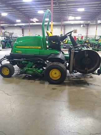 Image of John Deere 9009A equipment image 2